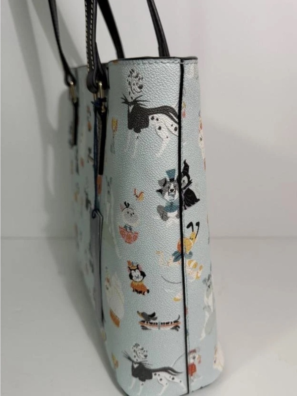 Dooney & Bourke Disney Halloween Dogs and Cats Tote 2026 - Picture 3 of 4